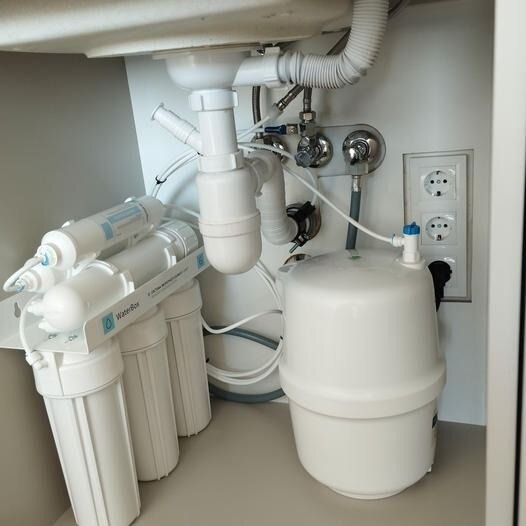 Under-sink RO unit installation